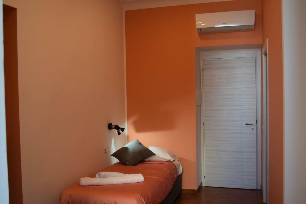 B&B Monserrato Naples Exterior photo